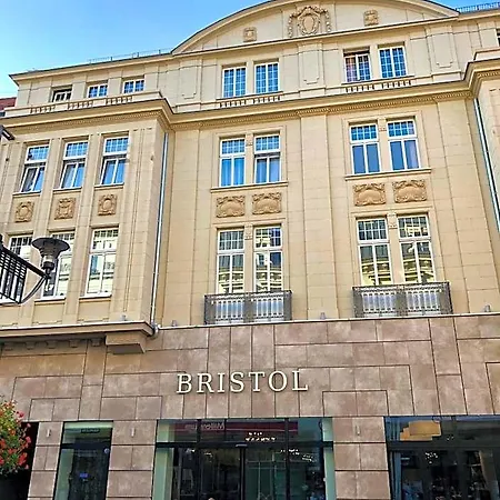 Bristol Economy ベッド・アンド・ブレックファスト