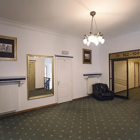 Couette-café Bristol Economy 3*