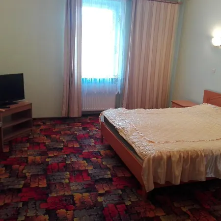 Couette-café Bristol Economy 3*