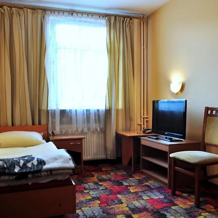 Bristol Economy 住宿加早餐酒店 3*