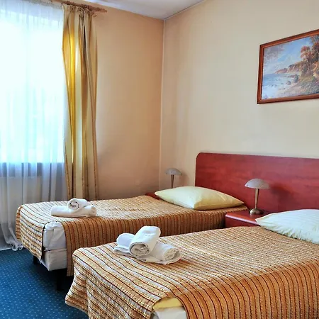 Bristol Economy 住宿加早餐酒店 3*