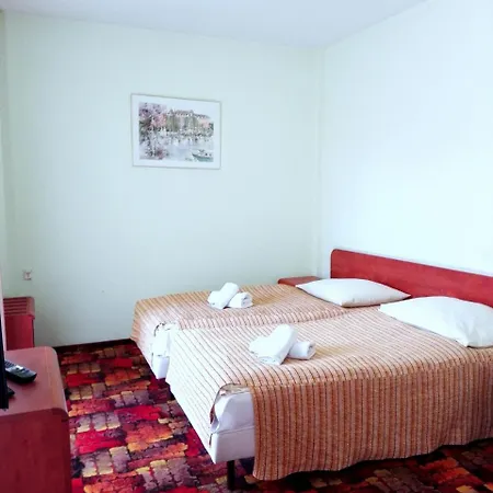 Bristol Economy Couette-café Bytom