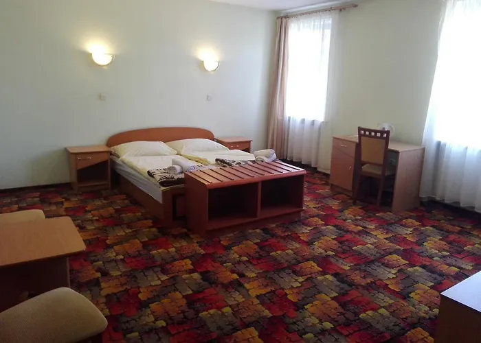 Bristol Economy Nocleg ze śniadaniem Bytom