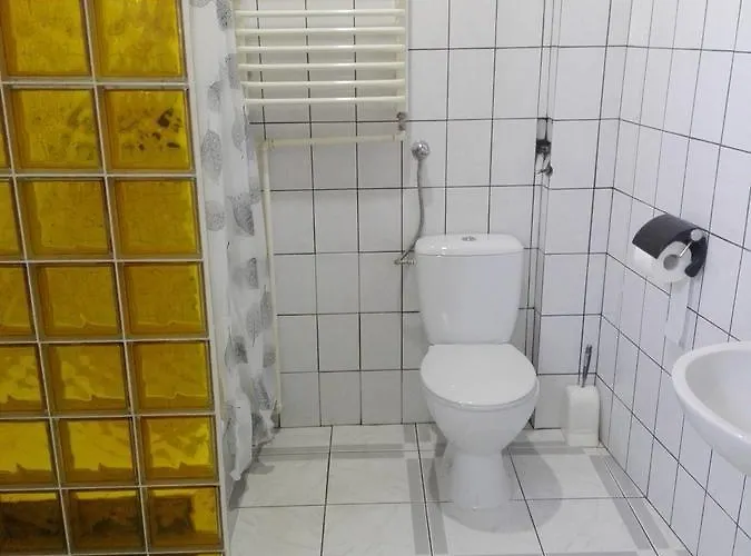 Bristol Economy Bytom