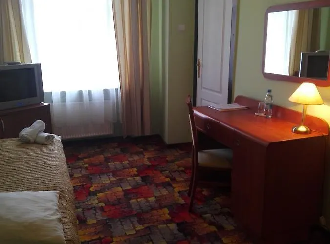 Bristol Economy Nocleg ze śniadaniem Bytom